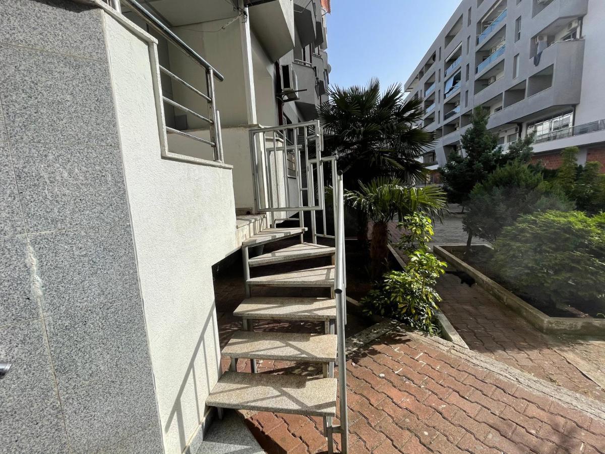 Apartments Zevs Budva Ngoại thất bức ảnh