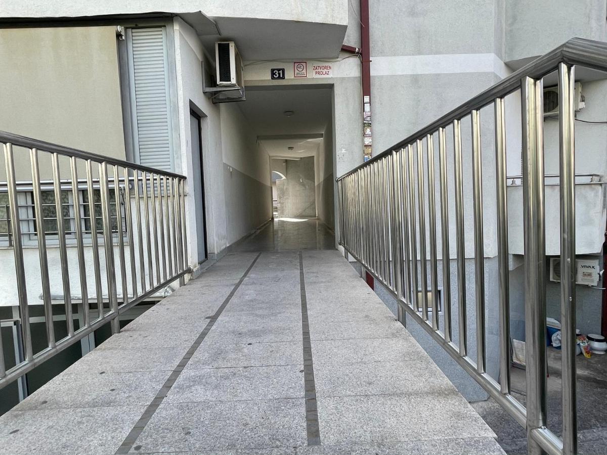 Apartments Zevs Budva Ngoại thất bức ảnh