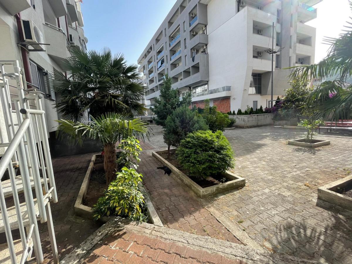 Apartments Zevs Budva Ngoại thất bức ảnh
