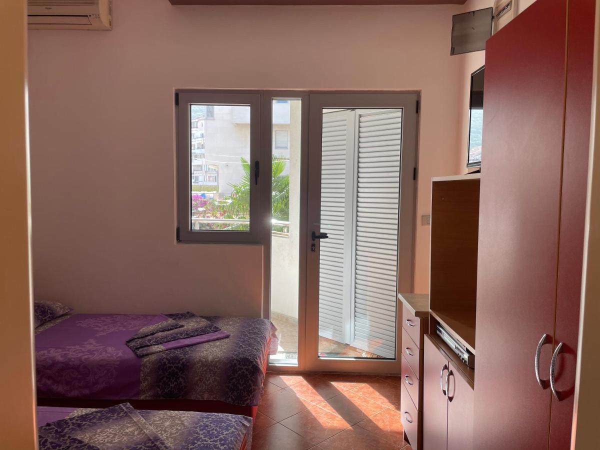 Apartments Zevs Budva Ngoại thất bức ảnh
