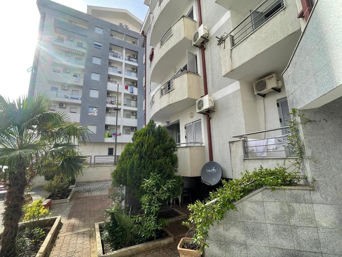 Apartments Zevs Budva Ngoại thất bức ảnh